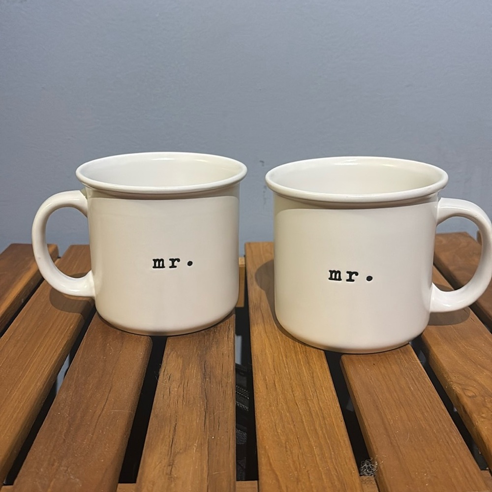 Set of 2 Mr. Coffee Mugs